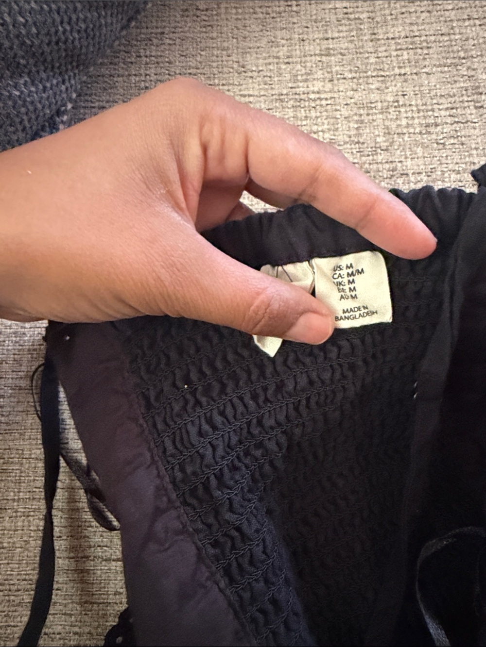 Joie Black Eyelet Button-Front Crop Top - Picture 5 of 8